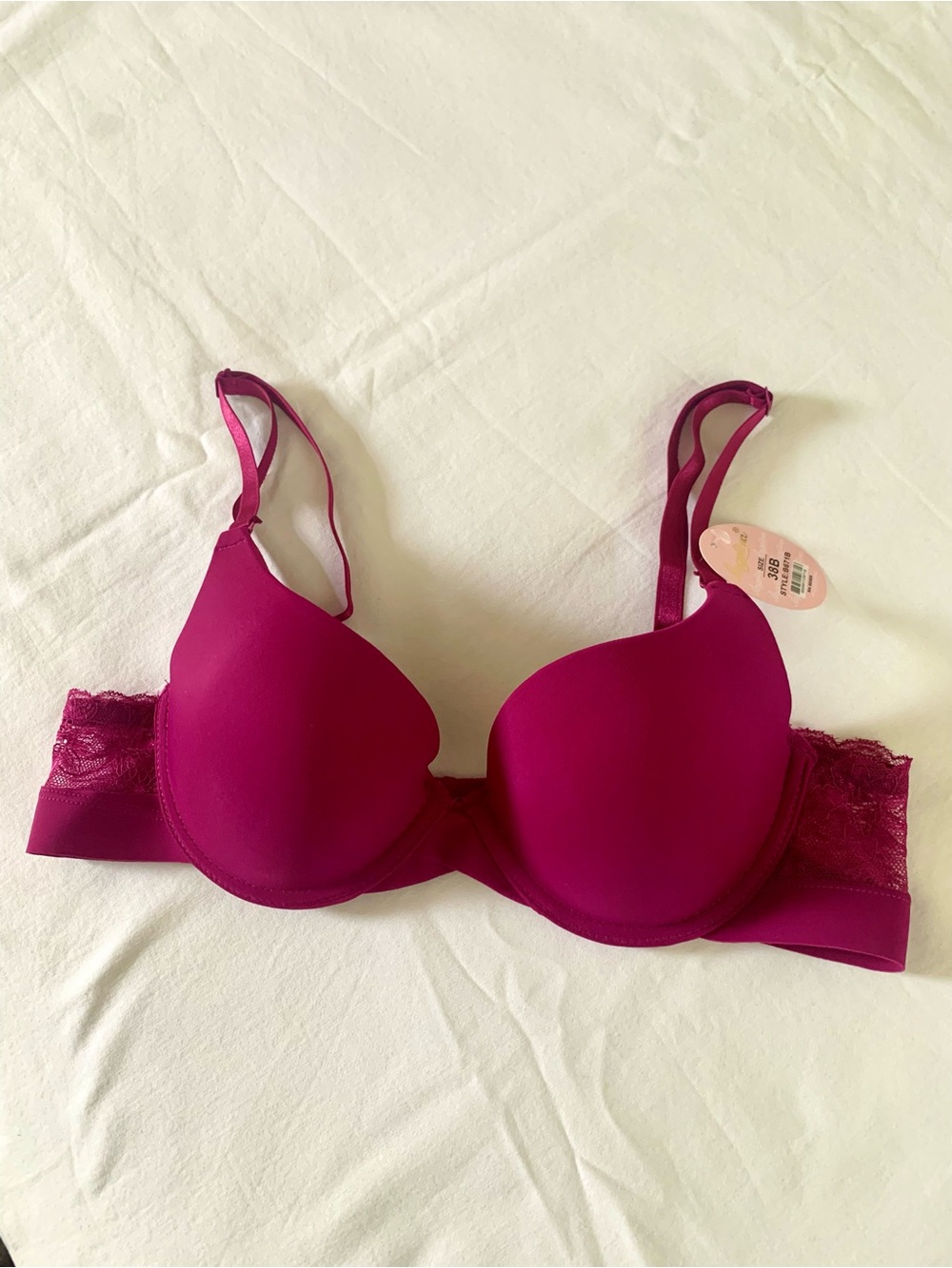 Angelina Bra. Underwire. NWT. Convertible Straps. 38B